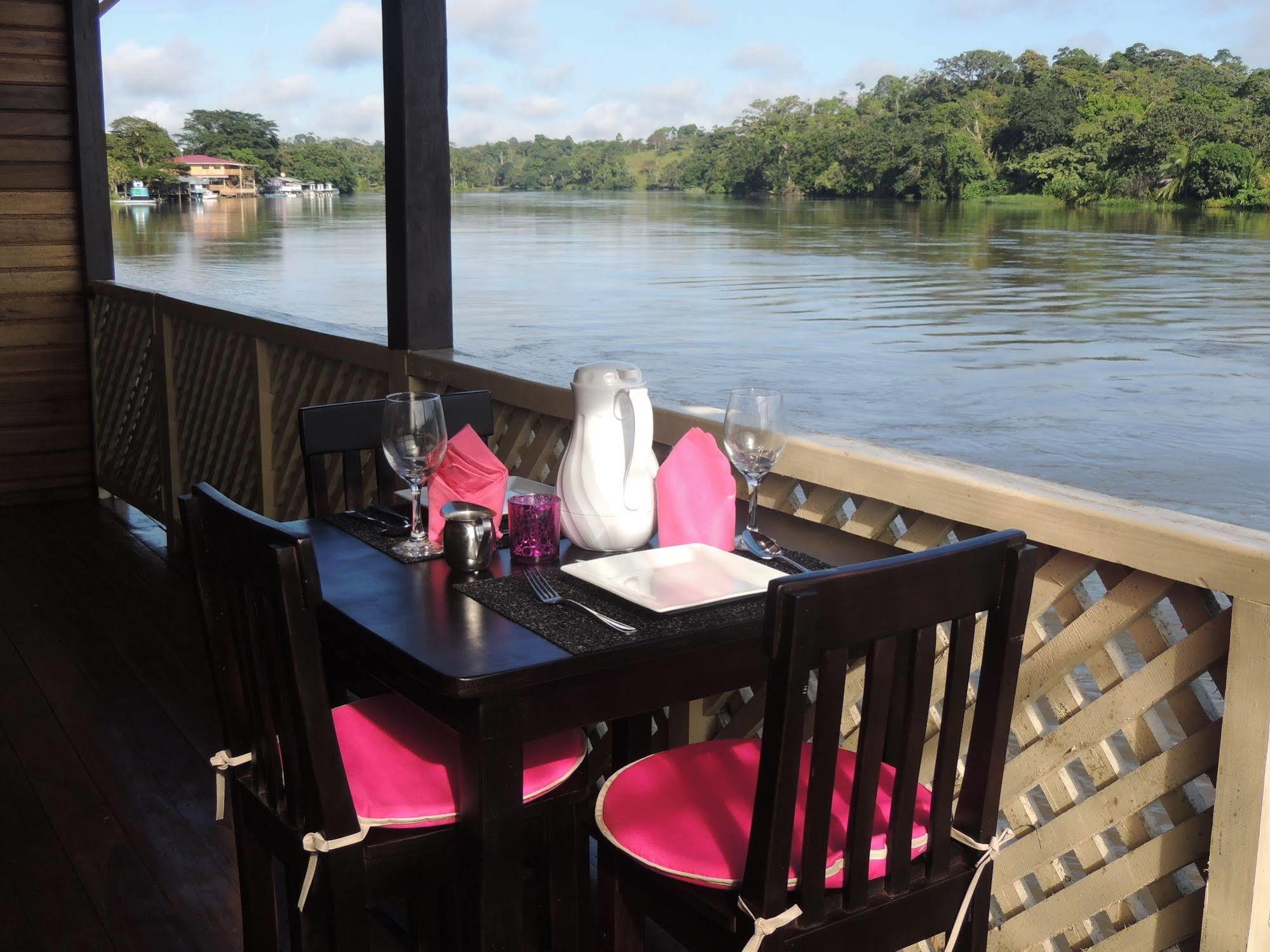 Ecolodge Luna Del Rio El Castillo de La Concepción エクステリア 写真